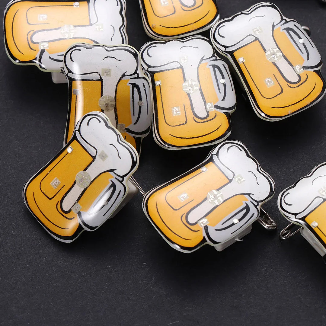 LED Anstecknadeln Bierkrug – LichterFreude Oktoberfest 2025