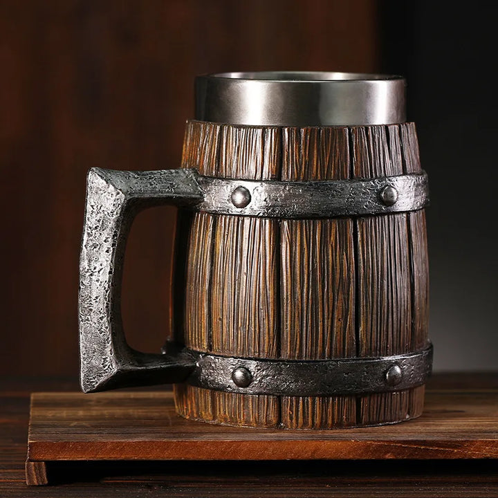 Hölzerner Bierkrug mit Edelstahleinsatz (600 ml) – EichenKrug Oktoberfest 2025
