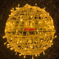 Stimmungsvolle LED-Lichtkugel für drinnen & draußen – Orbola