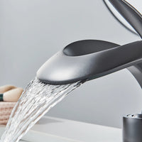 Mischwasserhahn mit Wasserfallauslauf - Flowarc