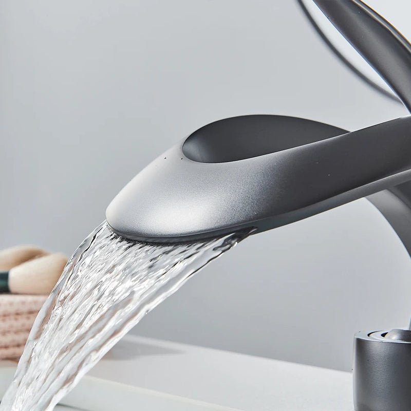 Mischwasserhahn mit Wasserfallauslauf - Flowarc