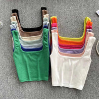 Rugloser Crop-Top in einfarbiger Farbe – Zayra