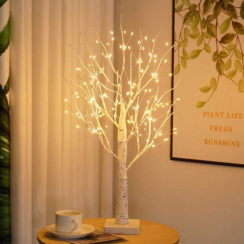 Erleuchtete skandinavische Birke - LumiBirch