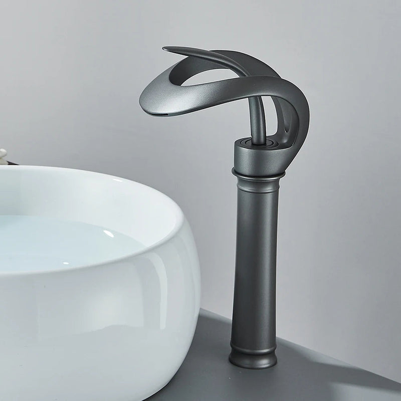 Mischwasserhahn mit Wasserfallauslauf - Flowarc