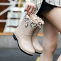 Damen Regenstiefel wasserdicht mit Blumen-Detail & Profilsohle – Serelina