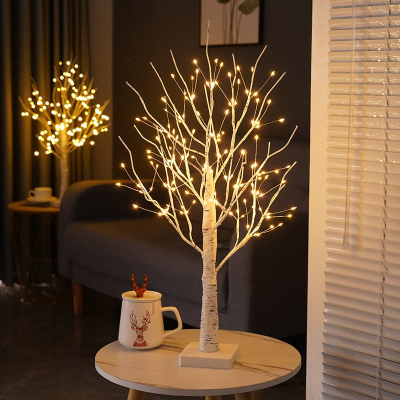 Erleuchtete skandinavische Birke - LumiBirch