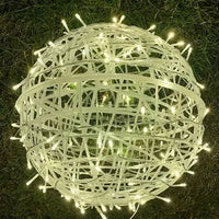 Stimmungsvolle LED-Lichtkugel für drinnen & draußen – Orbola