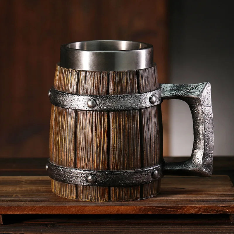 Hölzerner Bierkrug mit Edelstahleinsatz (600 ml) – EichenKrug Oktoberfest 2025