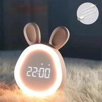 Kinderwecker in Kaninchenform mit LED Nachtlicht - BunniGlow
