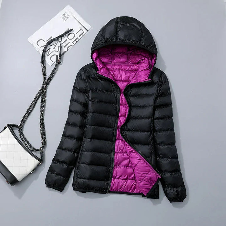 Wendbare Daunenjacke mit Kapuze – Soraya