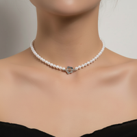 Schwarze Kristallhalskette - CrystalJewelry