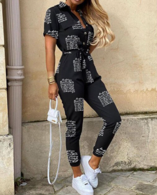 Trendiger Retro-Jumpsuit mit Knopfleiste – Velia