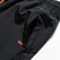 Herren Laufshorts mit Mesh-Innenshorts und Reißverschlusstaschen – Nikoas
