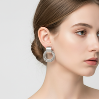 Stylische Ohrringe - ShineRound