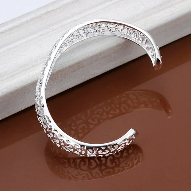 Zartes Silbermanschettenarmband - SilverFinesse