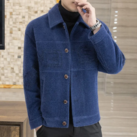 Blauer Herren-Wollmantel mit Knöpfen, elegantes Design, ideal für Herbstmode.