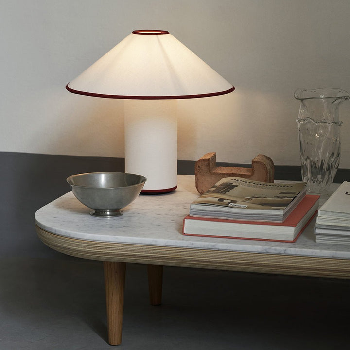 Tischlampe mit Stoffschirm – Lunara