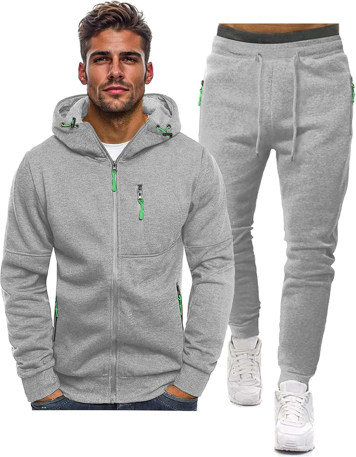 Hellgrauer Trainingsanzug aus Kapuzenjacke und Jogginghose mit grünen Zippern, Jacke vom Model getragen, Hose freigestellt 25