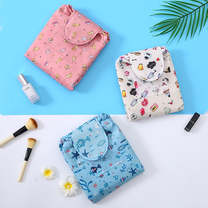 Tragbare Kordelzug Kosmetik- und Toilettentasche – 1+1 GRATIS Reiseorganizer