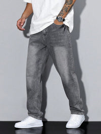 Lässige Herrenjeans mit geradem Bein – Mailand