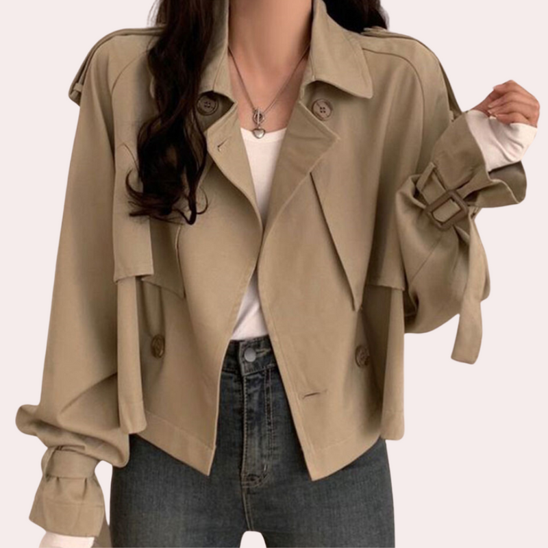 Damen-Trenchcoat beige, lässig, Herbstmode, Knopfleiste, Gürtelärmel, modisch, elegant.