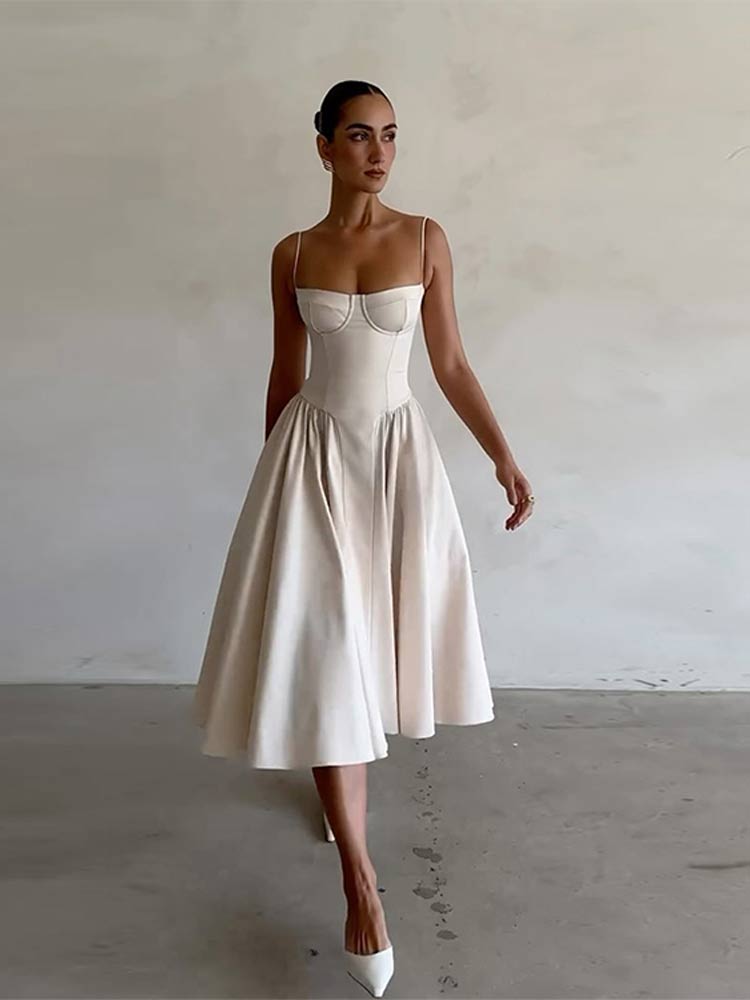 Elegantes Midi-Abendkleid mit Plisseesaum – Amara