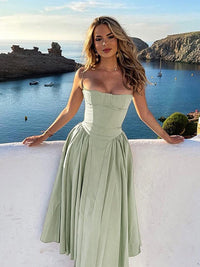 Elegantes Midi-Abendkleid mit Plisseesaum – Amara