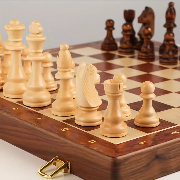 Luxus Schachspiel aus Massivholz – GrandRook