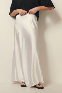 Hohe Taille Satinrock – Leona