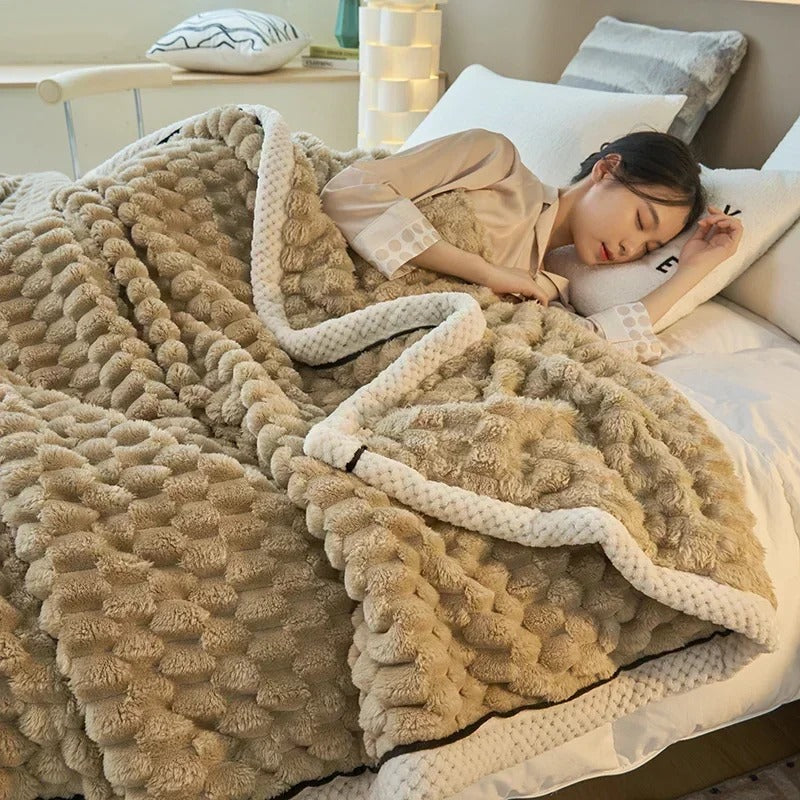 Doppellagige Coral-Velvet-Decke für Herbst & Winter – TurtleWarm