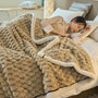 Doppellagige Coral-Velvet-Decke für Herbst & Winter – TurtleWarm