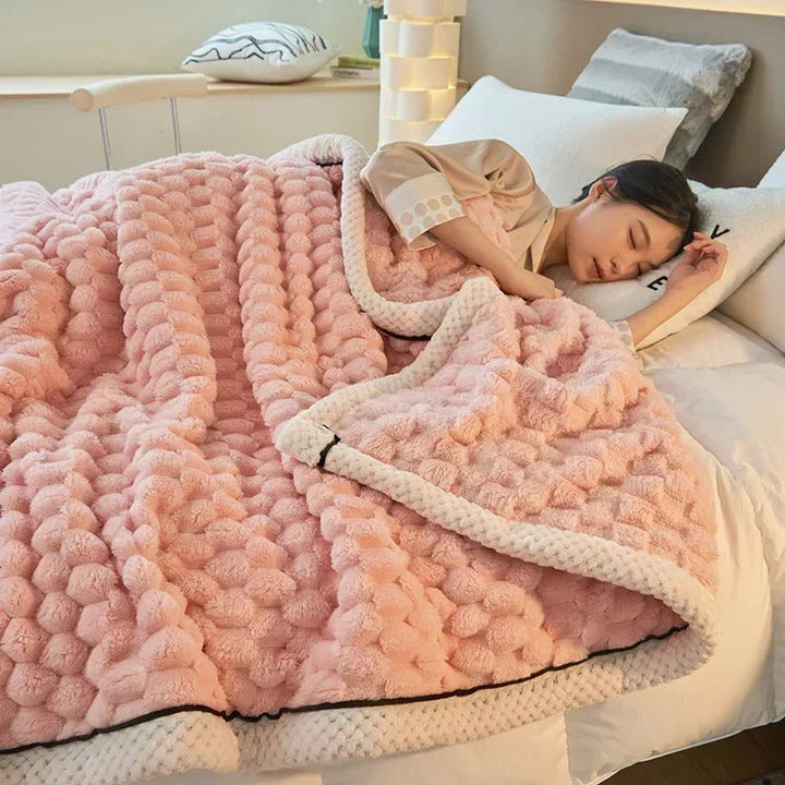 Doppellagige Coral-Velvet-Decke für Herbst & Winter – TurtleWarm