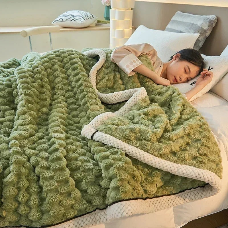 Doppellagige Coral-Velvet-Decke für Herbst & Winter – TurtleWarm
