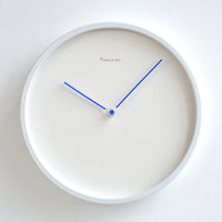Minimalistische skandinavische Wanduhr - Skara