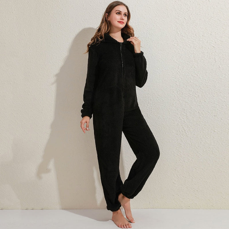 Superweicher Fleece-Overall mit Bärenohren – BearHug
