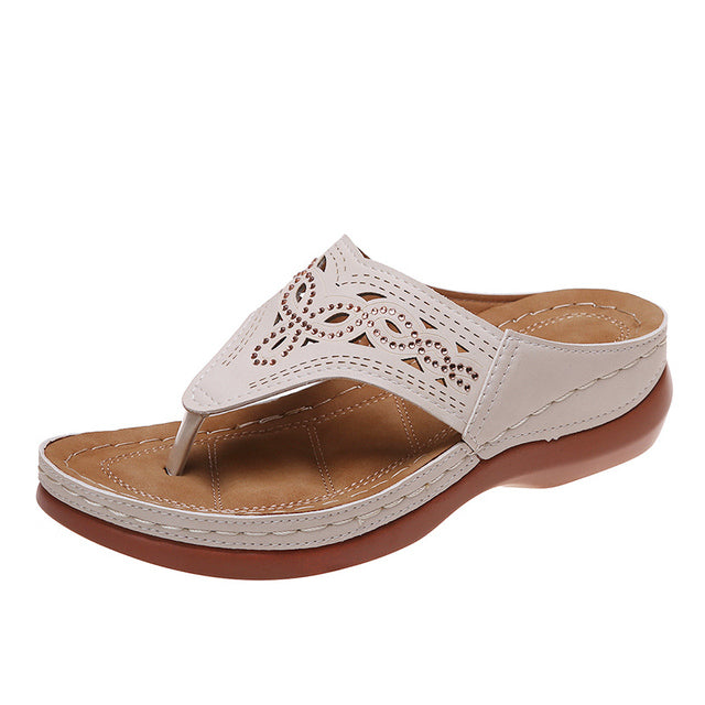 Orthopädische Massagesandalen mit Wedge-Sohle – Soraya