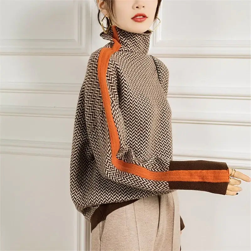 Damen Rollkragenpullover aus weichem Strick – Amira
