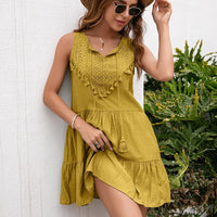 Ärmelloses Sommerkleid mit V-Ausschnitt – Lina