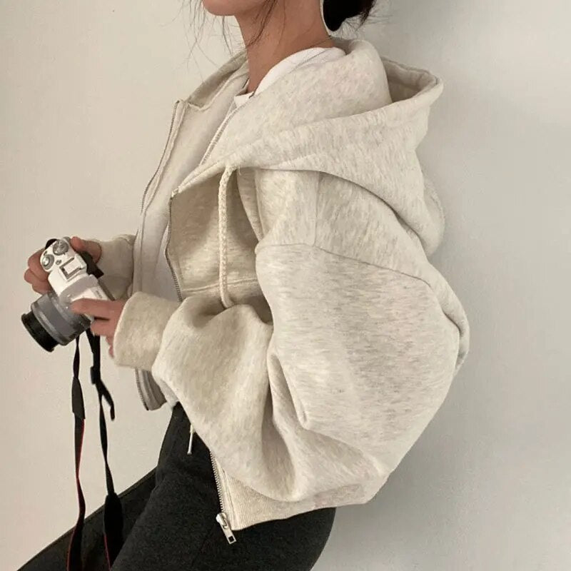 Damen Weste kurz geschnitten mit Kapuze und Oversized Passform – Rinette