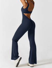 Rückenfreier Jumpsuit mit Schlaghose – Liv